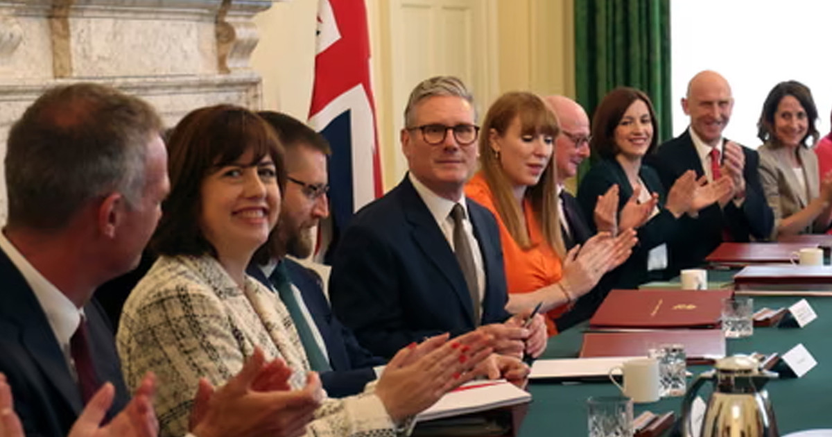 ইরান যুদ্ধ নিয়ে জরুরি বৈঠকে বসছে যুক্তরাজ্য