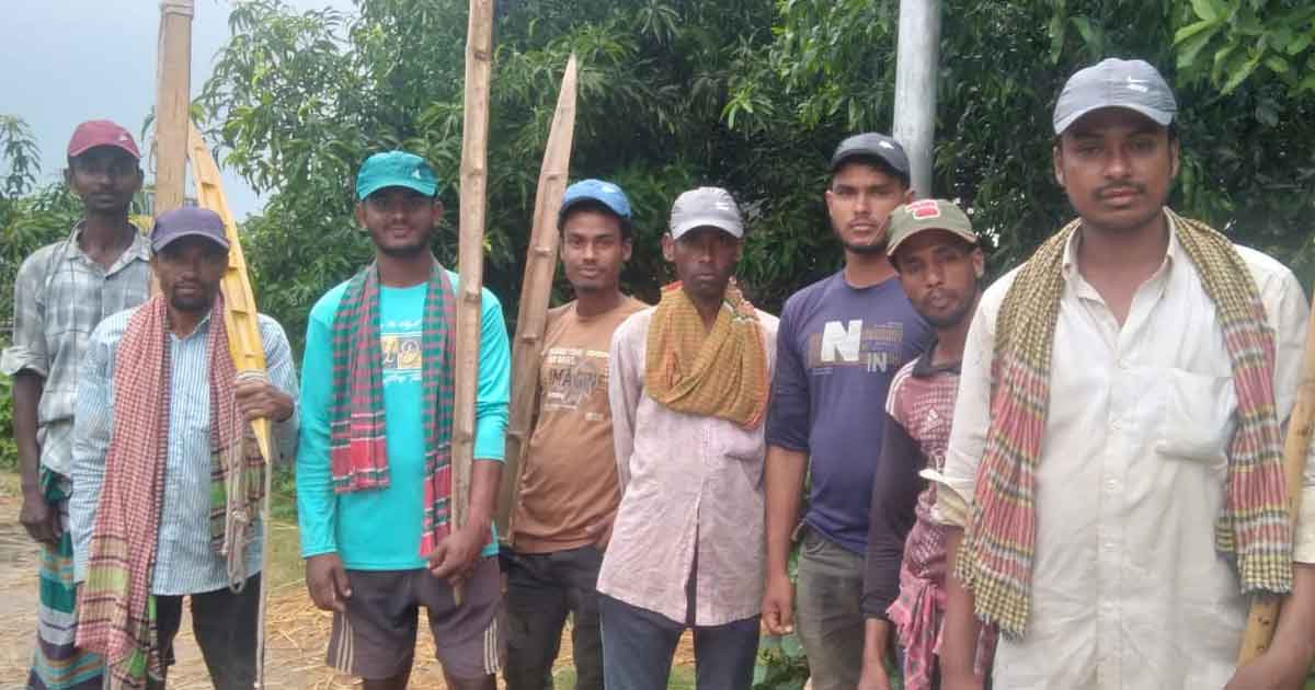 ধান কাটার শ্রমিকদের টুপি উপহার দিলো বসুন্ধরা শুভসংঘ