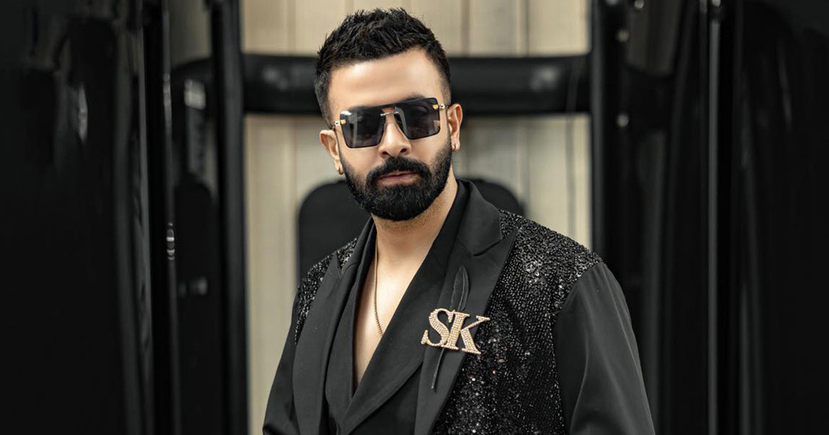 বাড়তি পারিশ্রমিকের দাবিতে ‘প্রিন্স’-এর শুটিং বন্ধ রেখেছিলেন শাকিব?