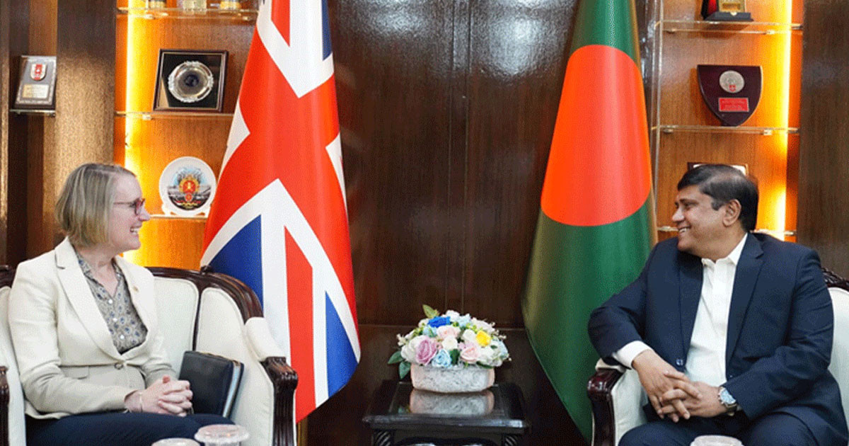 প্রতিরক্ষা উপদেষ্টার সঙ্গে ব্রিটিশ হাইকমিশনারের সাক্ষাৎ