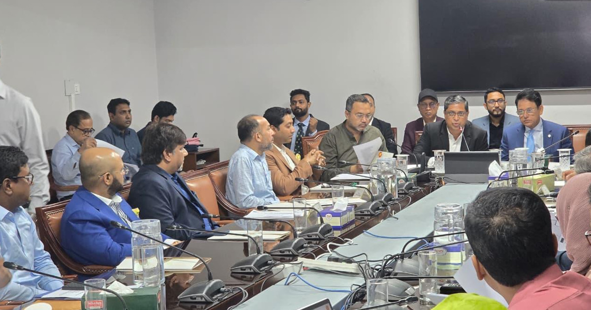 বিনামূল্যে স্কুলড্রেস-ব্যাগ-জুতা পাবে প্রাথমিক শিক্ষার্থীরা