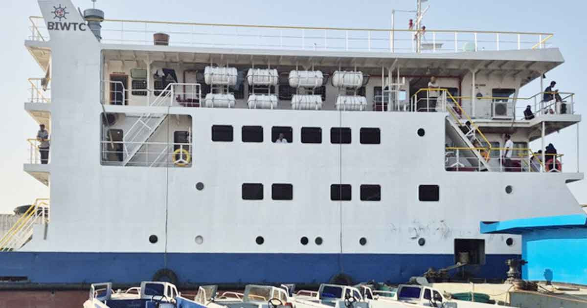 সন্দ্বীপের সঙ্গে সারাদেশের নৌ যোগাযোগ বন্ধ