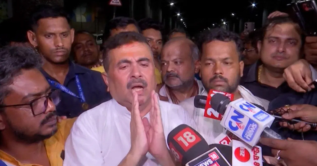 ‘জয় বাংলা’ ও ‘চোর চোর’ স্লোগান, পরিস্থিতি  উত্তাল