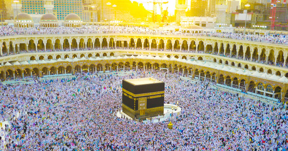 হজ পালনে কর্মীদের বেতনসহ ১৫ দিনের ছুটি দেবে সৌদি