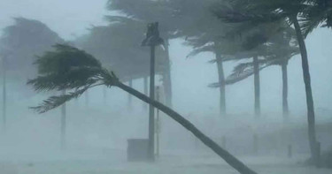 দেশের ১৭ অঞ্চলে ঝড়ের পূর্বাভাস, নদী বন্দরে সতর্ক সংকেত