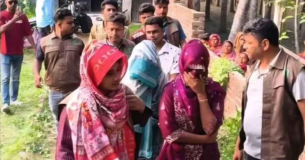 ঝিনাইদহে ইয়াবা ও নারীসহ ৫ ভুয়া পুলিশ গ্রেপ্তার