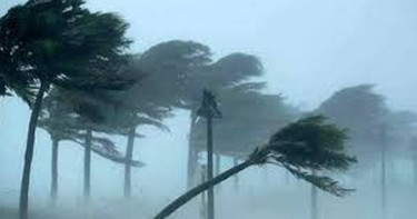 সকালের মধ্যে ১৯ জেলায় সর্বোচ্চ ৮০ কিমি বেগে ঝড়ের আভাস