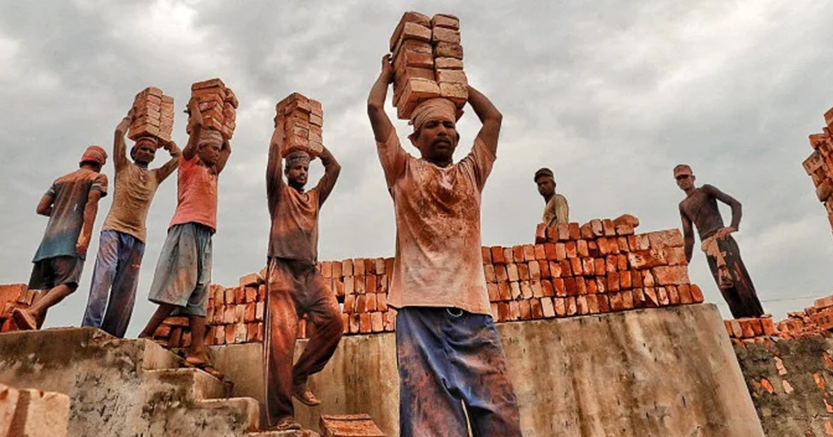 মহান মে দিবস আজ