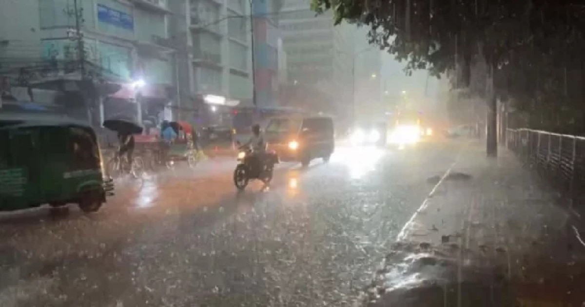 রাত ১টার মধ্যে যেসব জেলায় ঝড়-বজ্রপাতের শঙ্কা