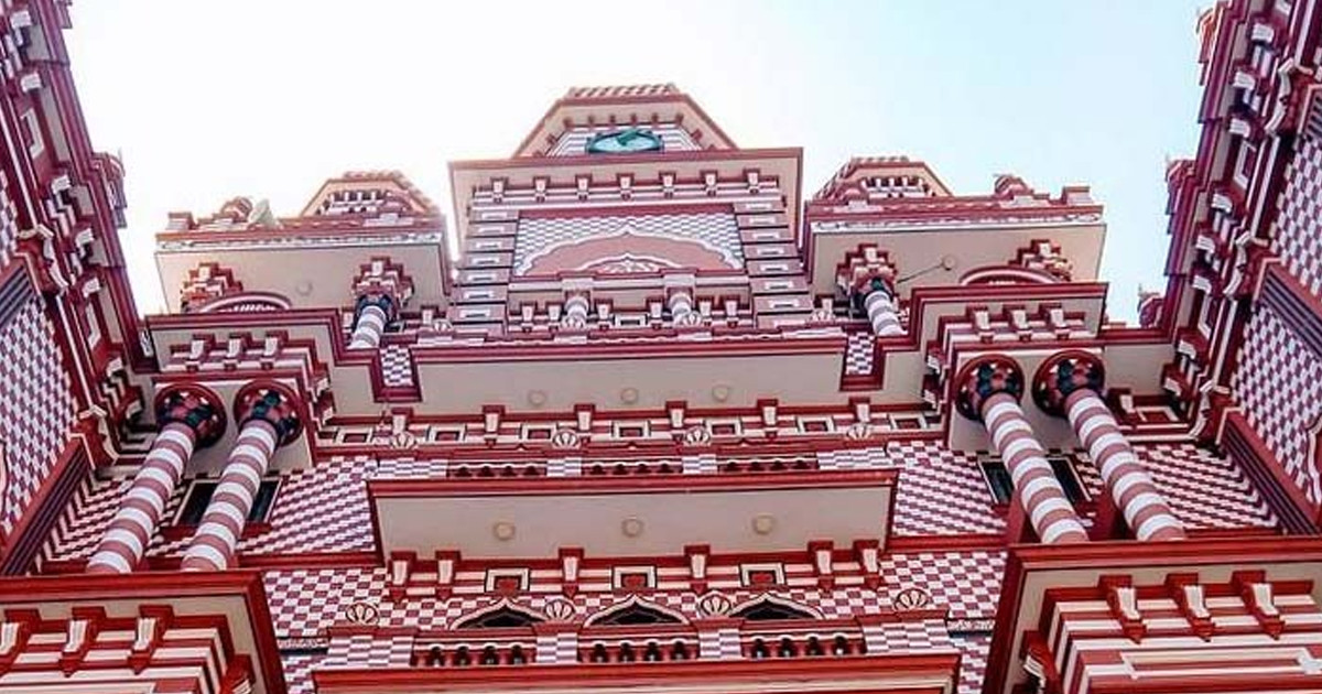 শ্রীলঙ্কায় ১১৮ বছরের প্রাচীন দৃষ্টিনন্দন মসজিদ