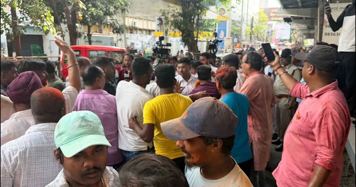 পশ্চিমবঙ্গে তুমুল সংঘর্ষ