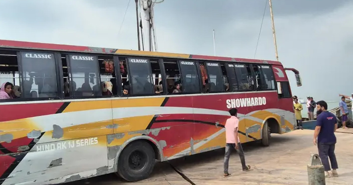 যাত্রী না নামিয়ে ফেরিতে বাস ওঠানো চালকদের নিয়ে নতুন সিদ্ধান্ত