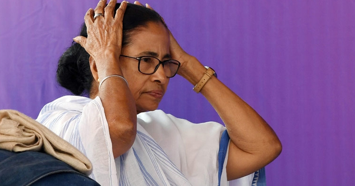 নিজ আসনে বিপুল ভোটে হারলেন মমতা