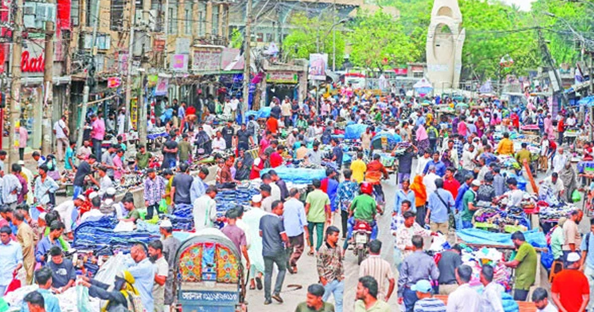 চাঁদাবাজদের নিয়ন্ত্রণে গুলিস্তান