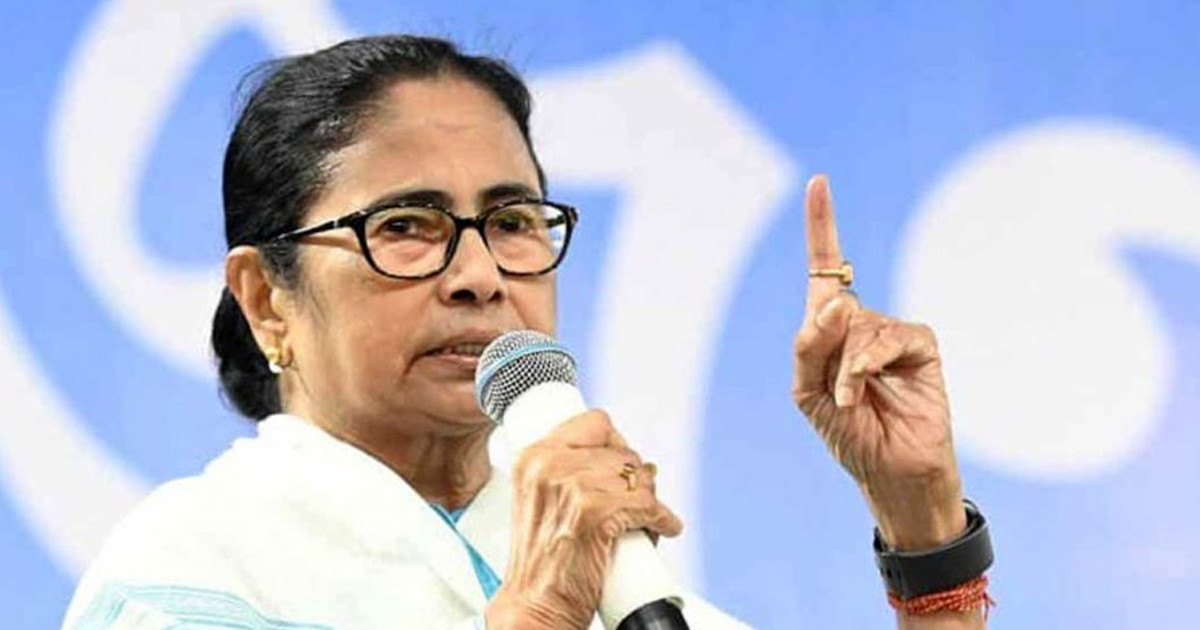 মমতার ৩৫ মন্ত্রীর ২২ জনেরই নিজ আসনে পরাজয়, কীসের ইঙ্গিত?
