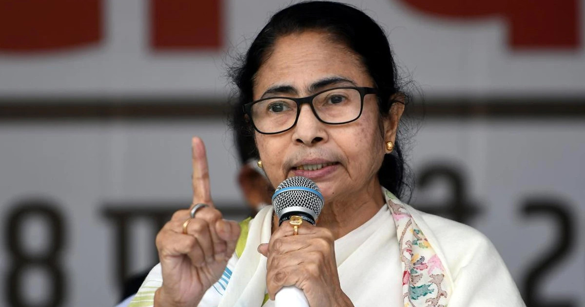 পদত্যাগ করবে না মমতা, যা আছে ভারতীয় সংবিধানে