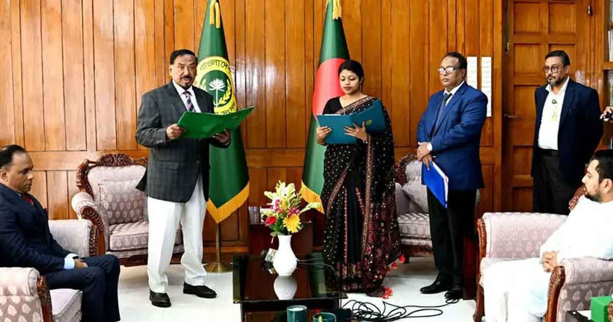 শপথ নিলেন এনসিপি নেত্রী নুসরাত তাবাসসুম