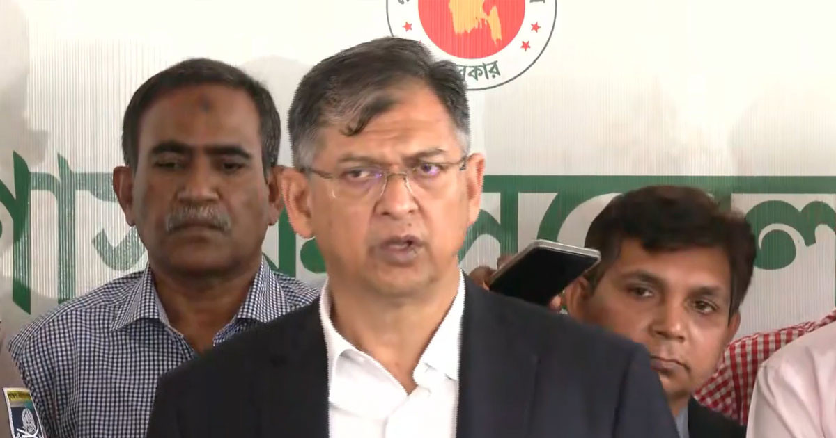আ. লীগ আমলে ইস্যু করা অস্ত্রের লাইসেন্স রাজনৈতিক বিবেচনায় কিনা, যাচাই-বাছাই হচ্ছে: স্বরাষ্ট্রমন্ত্রী