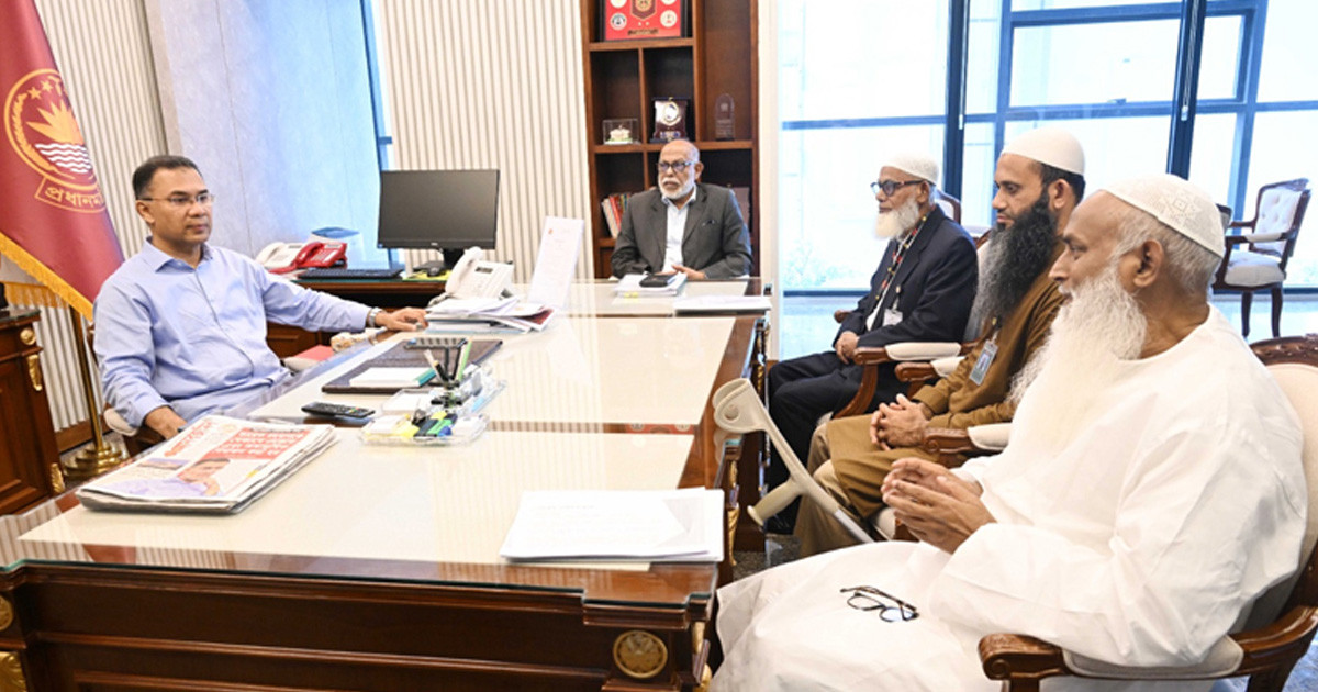 প্রধানমন্ত্রীর সঙ্গে ওয়াকফ প্রশাসকের সাক্ষাৎ