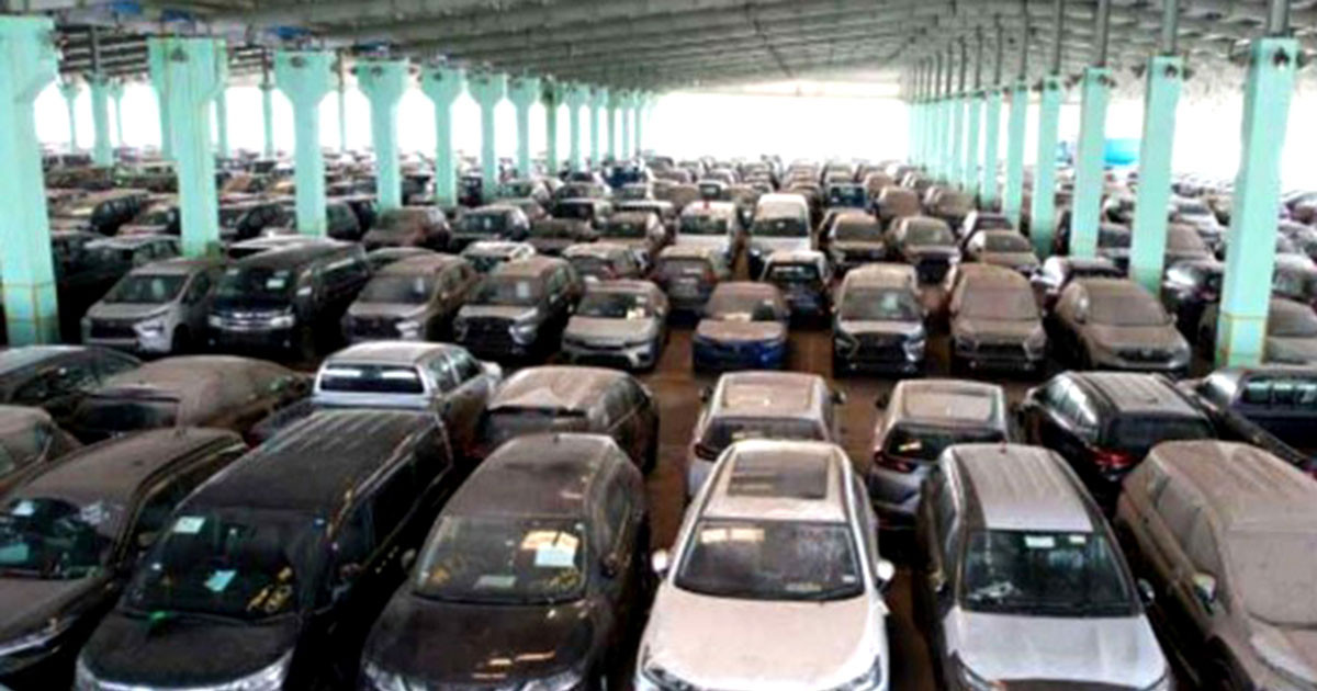 খালাস কমেছে ৭৫%, গাড়ি আমদানিতে বড় ধস