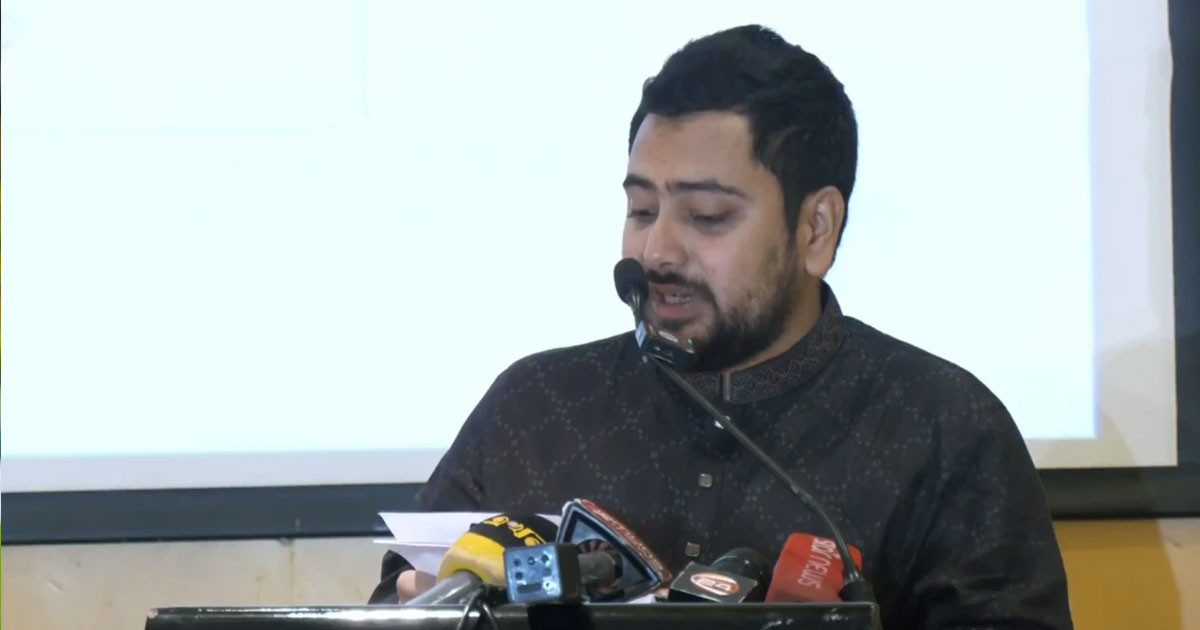 গণভোট রায় বাস্তবায়ন ও জুলাই সনদের সঙ্গে সরকার ছলচাতুরি করছে: নাহিদ ইসলাম