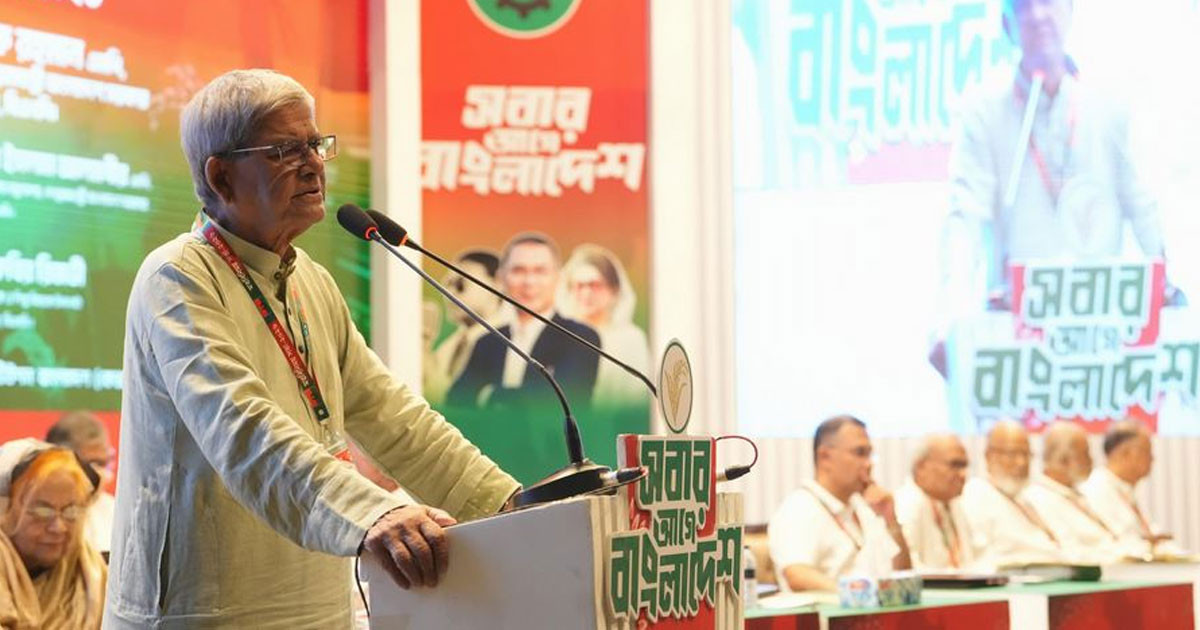 দেশকে ধ্বংসস্তুপ থেকে টেনে তোলাই বিএনপির নতুন চ্যালেঞ্জ: মির্জা ফখরুল
