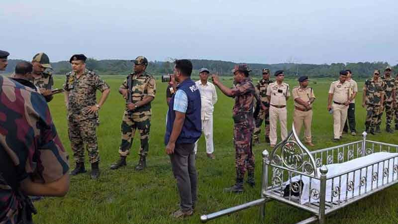 বিএসএফের গুলিতে নিহত দুই বাংলাদেশির মরদেহ হস্তান্তর