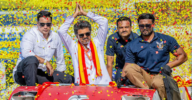 সব নাটকীয়তার অবসান, থালাপতি বিজয়ই হচ্ছেন মুখ্যমন্ত্রী