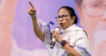 ‘চারদিকে সন্ত্রাসের বজ্রাঘাত চলছে,’ বিজেপির বিরুদ্ধে জোট গঠনের ডাক মমতার