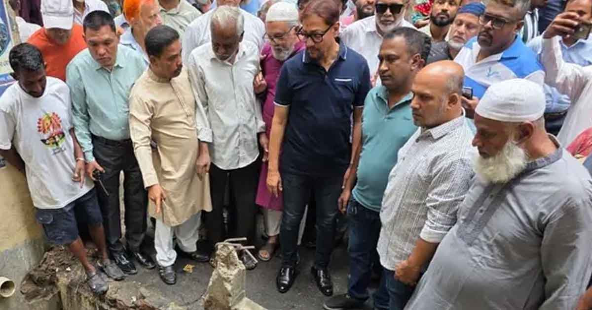 যত্রতত্র ময়লা ফেললে কঠোর ব্যবস্থা: চসিক মেয়র