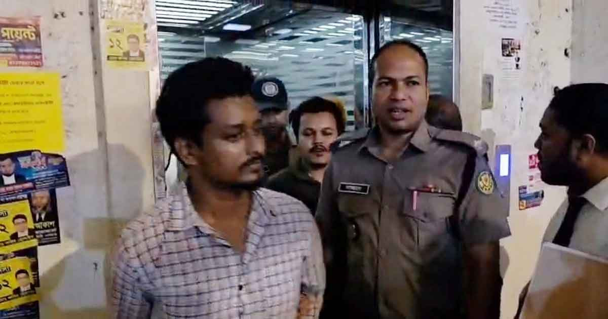 টিএসসিতে মিছিল থেকে গ্রেপ্তার নিষিদ্ধ ছাত্রলীগ নেতাসহ দুজন রিমান্ডে