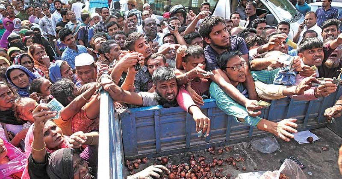 টিসিবিমুখী এখন নিরুপায় মধ্যবিত্তরাও