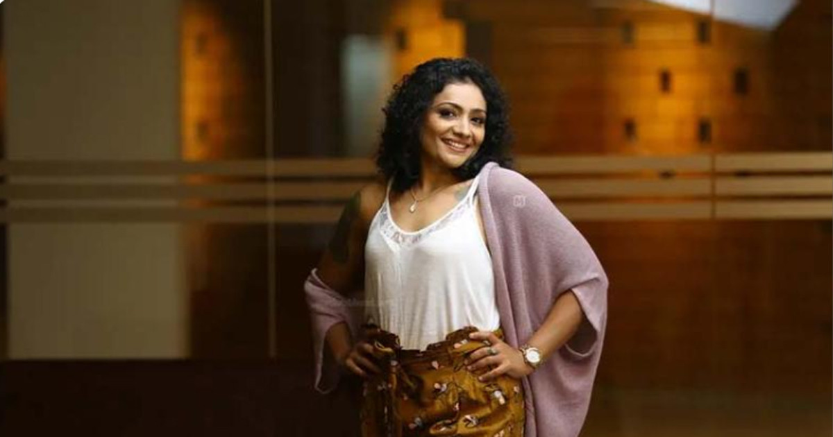 তিন বিয়ে করেও আক্ষেপ অভিনেত্রীর