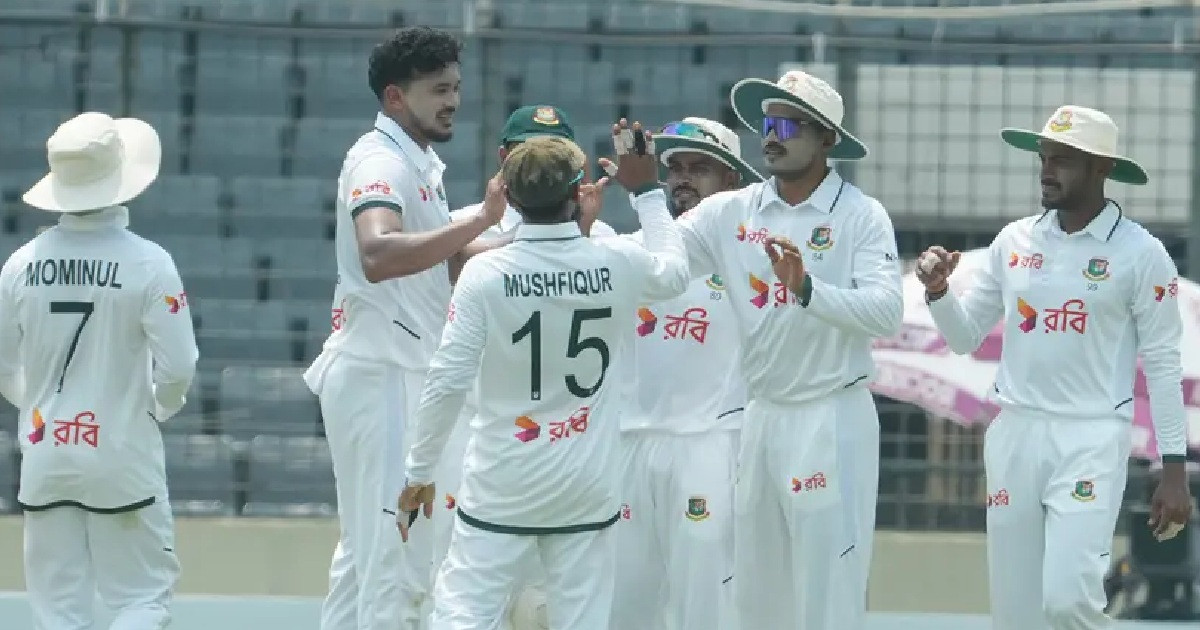 দিনের শুরুতে তাসকিনের জোড়া আঘাতে চাপে পাকিস্তান