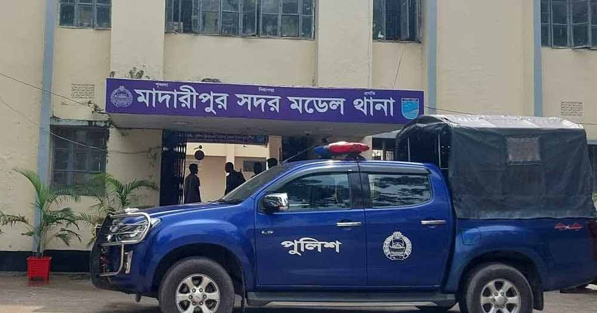 তলাবদ্ধ ঘর থেকে একই পরিবারের ৩ জনের লাশ উদ্ধার