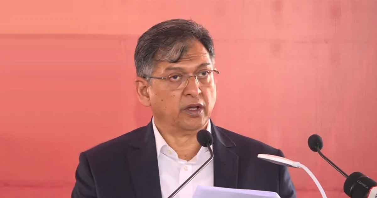 ফায়ার সার্ভিস সদস্যদের সুযোগ-সুবিধা বাড়াতে কাজ করছে সরকার: স্বরাষ্ট্রমন্ত্রী