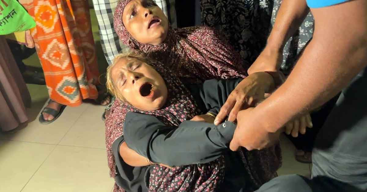শেরপুরে সিএনজি-ডাম্প ট্রাকের মুখোমুখি সংঘর্ষে নিহত ২, আহত ৫