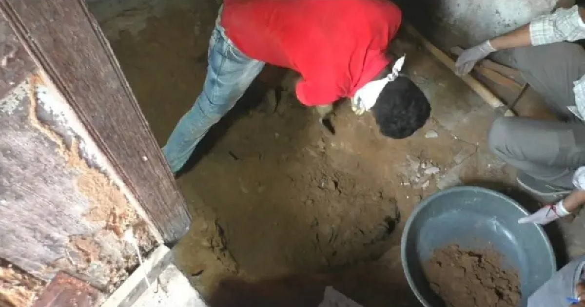 শোবার ঘরে ৭ মাস মাটিচাপা মা-মেয়ে, যুবকের আত্মহত্যা—চিরকুটে ভয়ংকর তথ্য