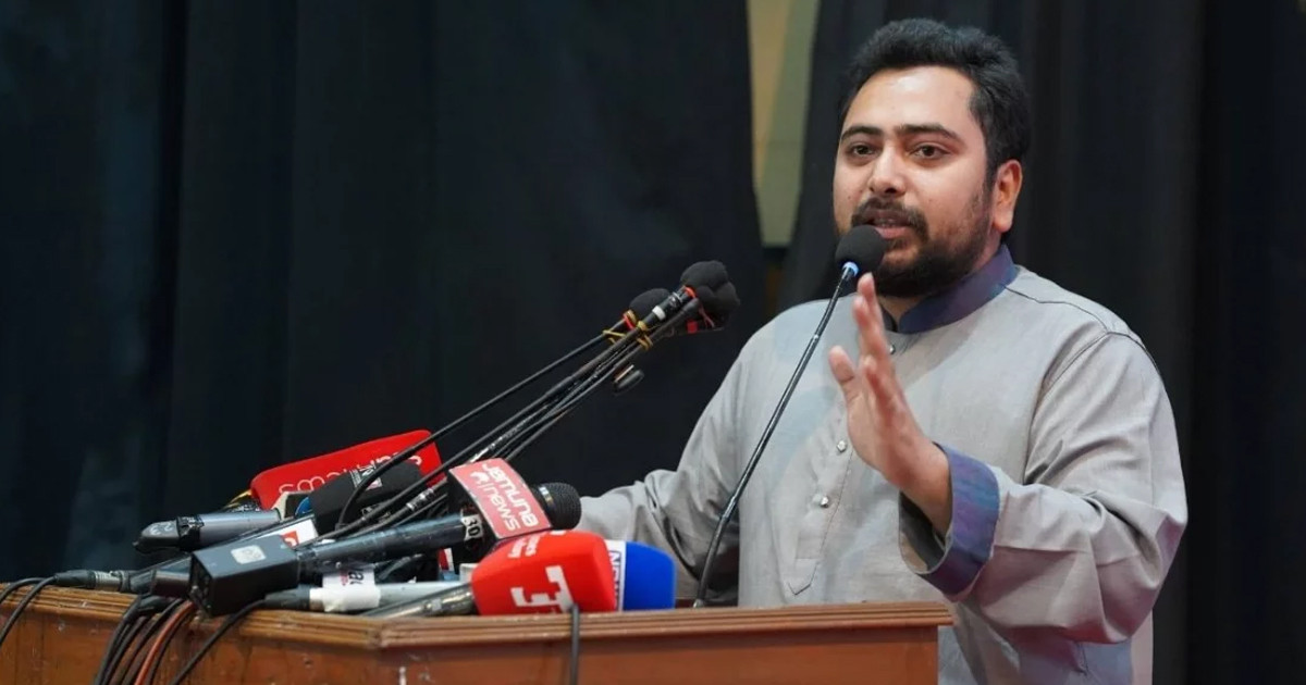 ‘সরকারের মধ্য থেকে এস আলম, সালমান এফ রহমান হওয়ার প্রতিযোগিতা হচ্ছে’