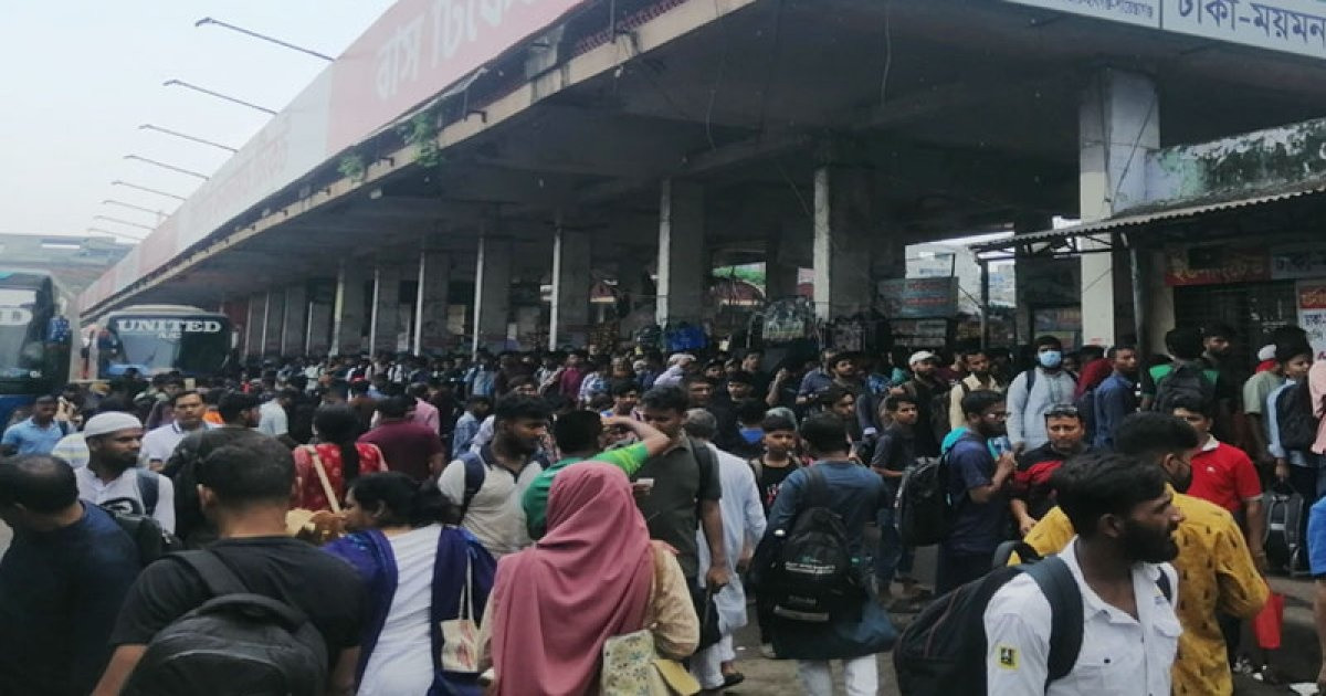 ঈদ যাত্রা: গাবতলীতে ঘরমুখো মানুষের চাপ