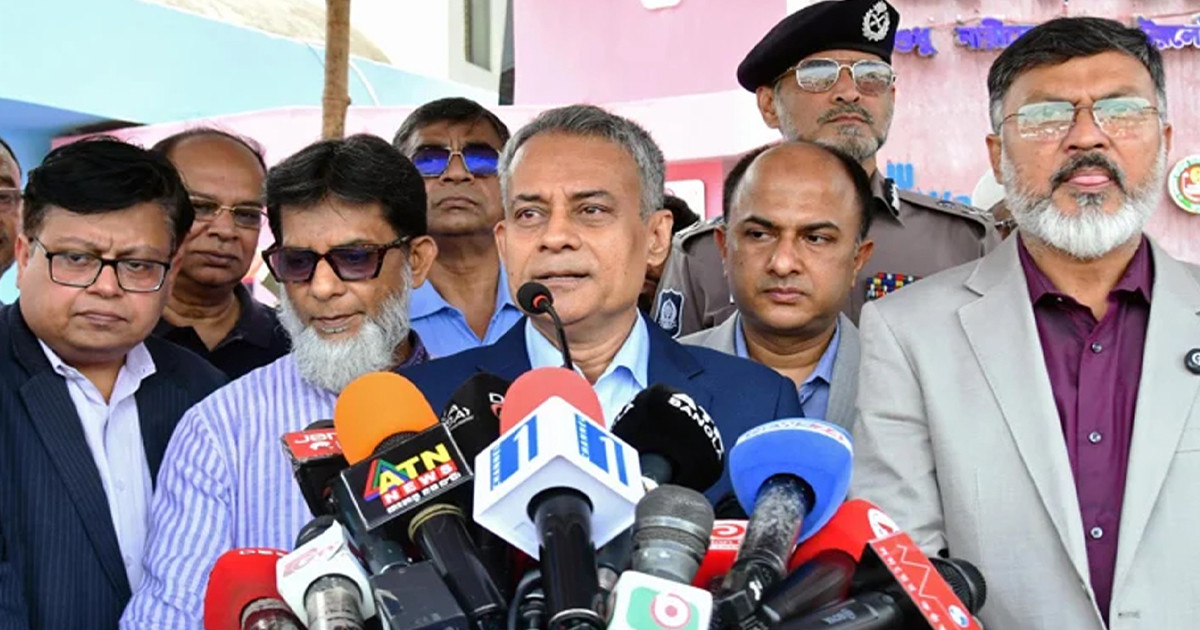 সবাই সহযোগিতা করলে ঈদযাত্রা স্বস্তিদায়ক হবে: সড়কমন্ত্রী