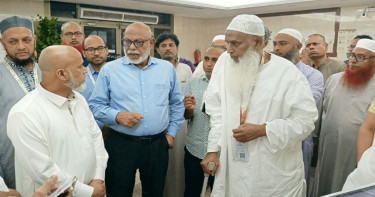 সৌদিতে হজ কার্যক্রমে ব্যস্ত প্রথম দিন কাটালেন ধর্মমন্ত্রী কায়কোবাদ