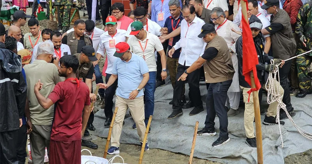 ত্রিশালে ধরার খাল পুনঃখননের উদ্বোধন করলেন প্রধানমন্ত্রী