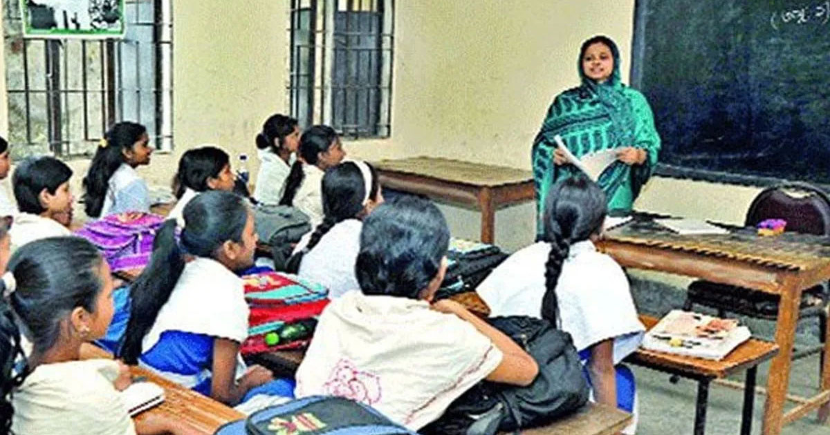 শিক্ষকদের বেতনে বড় সুখবর