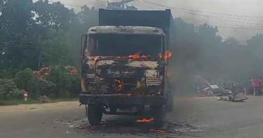 যশোরে সড়ক দুর্ঘটনায় প্রাণ গেল মা-ছেলেসহ চারজনের