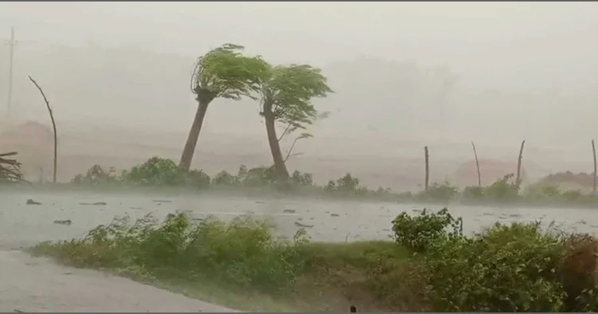 সন্ধ্যার মধ্যে ঢাকাসহ ৬ অঞ্চলে ঝড়ের শঙ্কা