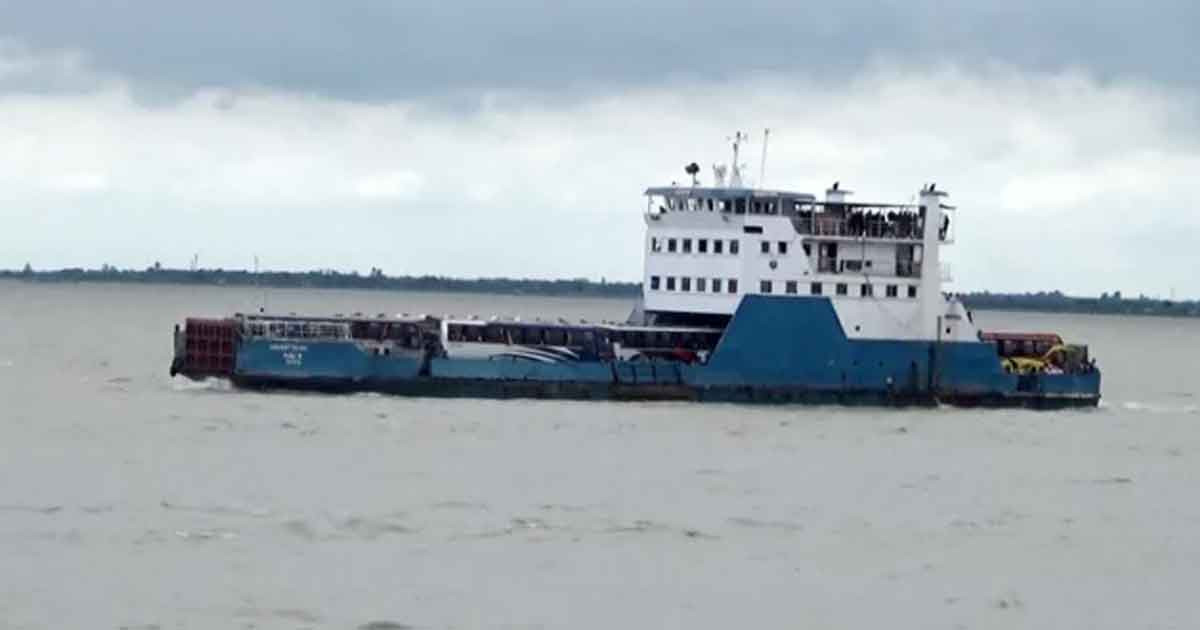 ফেরিতে গাড়ি ওঠার আগে নামতে হবে সব যাত্রীকে