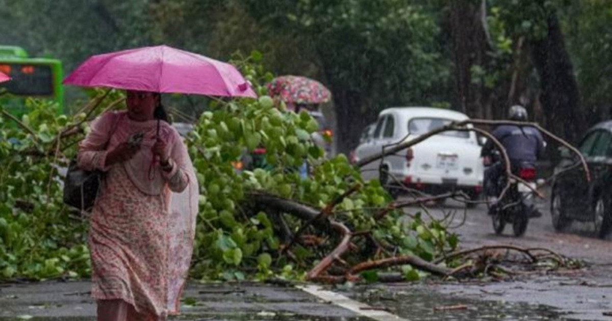 রাত ১টার মধ্যে যেসব অঞ্চলে কালবৈশাখী ঝড়ের শঙ্কা