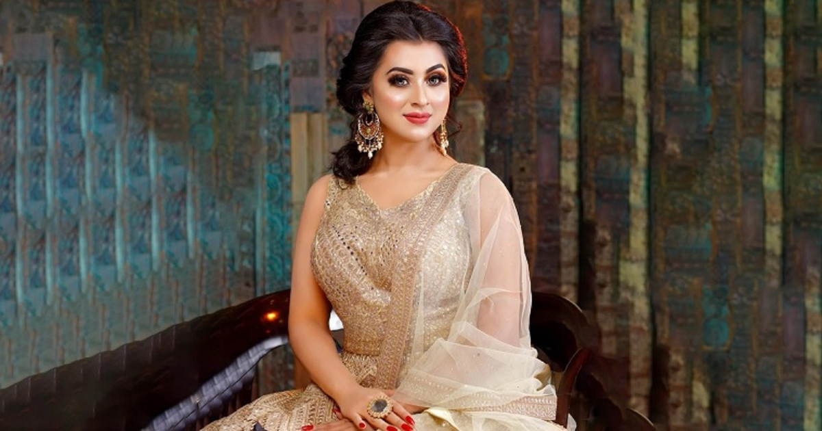 ভক্তদের সুখবর দিলেন বুবলী