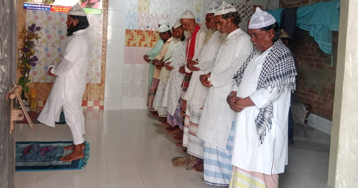 সৌদির সঙ্গে মিল রেখে নোয়াখালীর ৫ গ্রামে ঈদুল আজহা উদ্‌যাপন